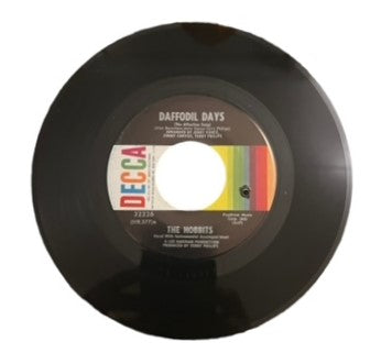 The Hobbits- Daffodil Days (The Affection Song)/Sunny Day Girl, 1967, VG+