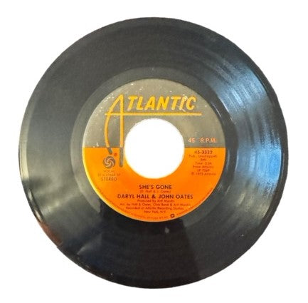 Daryl Hall & John Oates- She's Gone/I'm Just A Kid (Don't Make Me Feel Like A Man), 1976, VG+